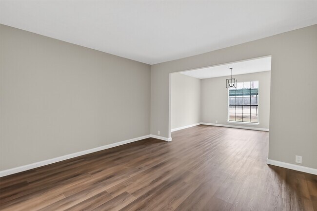 Building Photo - 14030 Cashel Forest Dr