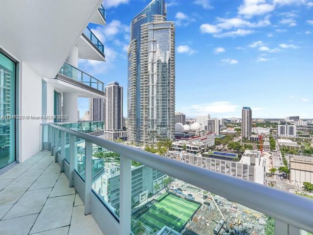 Building Photo - 900 Biscayne