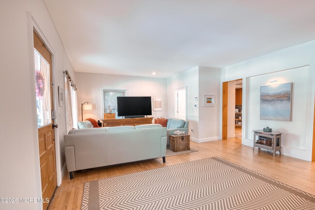 Building Photo - 112 Corlies Ave