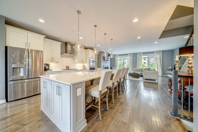 Building Photo - 1521 Ribbon Limestone Terrace SE