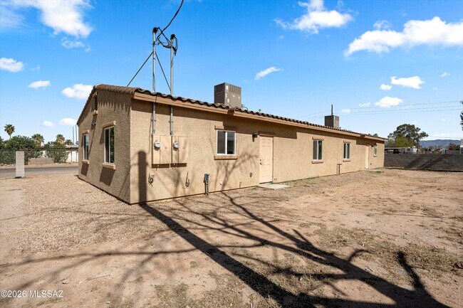 Building Photo - 5405 S Masterson Ave