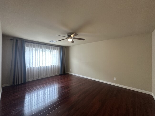 Building Photo - 8125 Crimson Creek Ct
