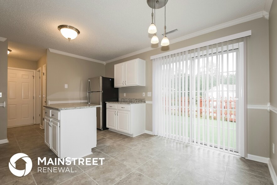 Building Photo - 5316 Marthonna Way