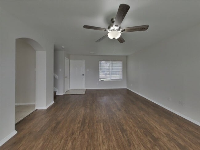 Building Photo - 5521 Rio Alamo St