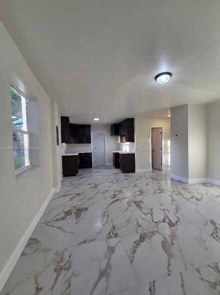 Building Photo - 295 NW 48th St