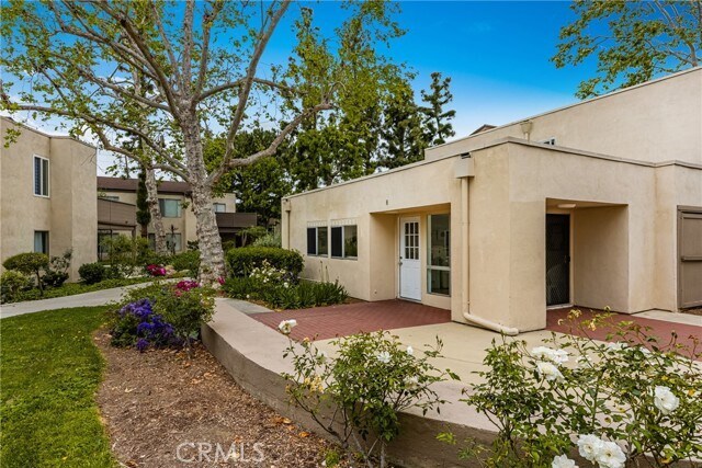 Building Photo - 1360 Cabrillo Park Dr