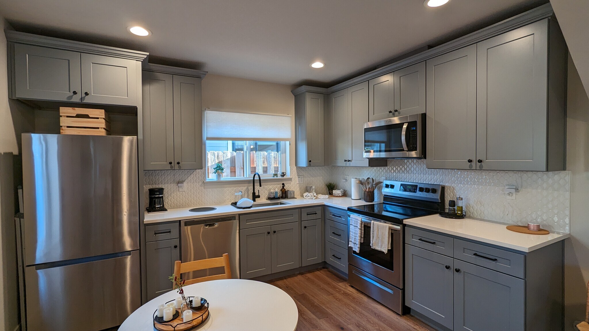 Building Photo - 5591 SE 57th Ave