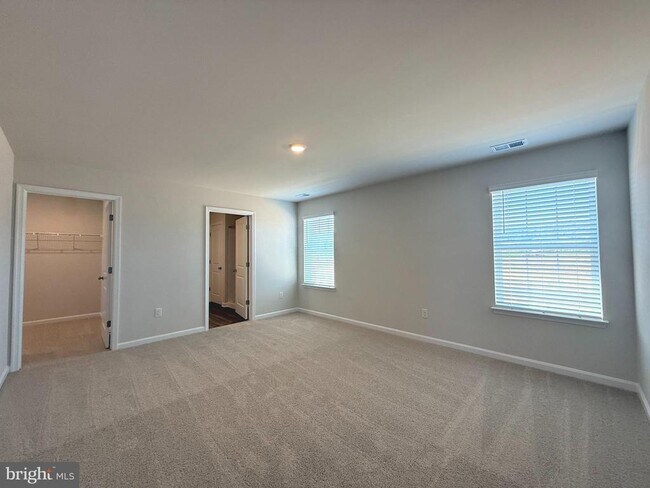 Building Photo - 223 Orpington Dr