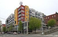 Building Photo - Spacious Belltown Condo @ the Ideal Location!