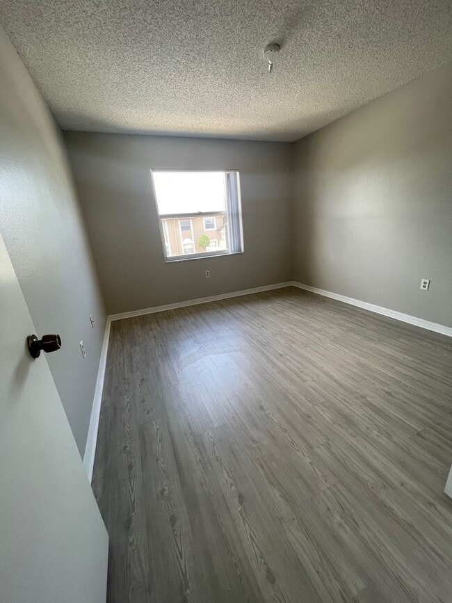 Building Photo - 2 bedroom 2 bathroom in Summer Place, Merritt Island