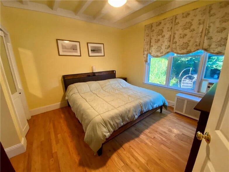 Building Photo - 96 Rhode Island Ave