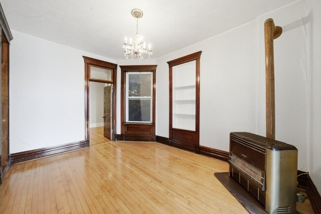 Building Photo - 1838 S Ashland Ave