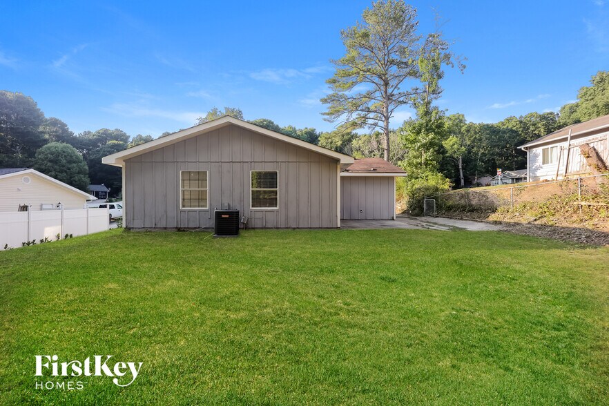 Building Photo - 3383 Dale Ct