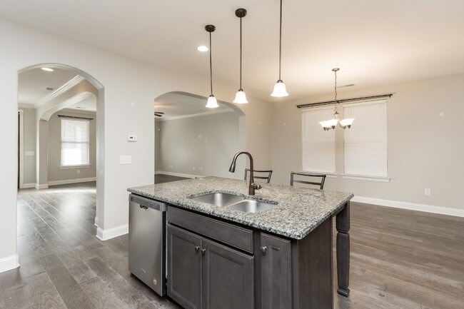 Building Photo - 318 Cornelius Wy