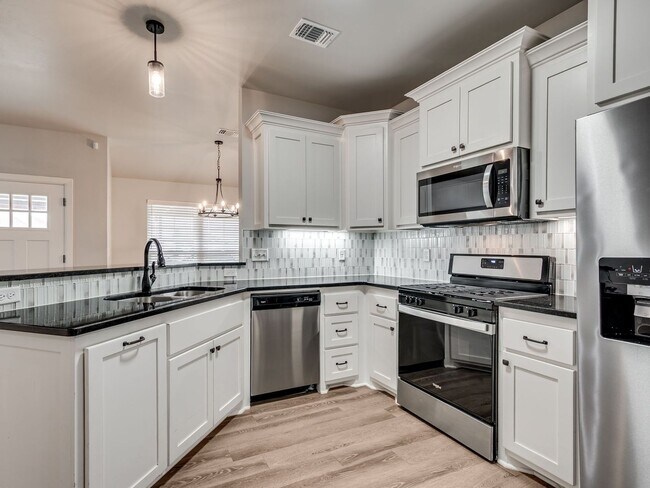 Building Photo - 5700 Campbell Creek Dr