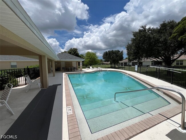 Building Photo - 14122 Danpark Loop
