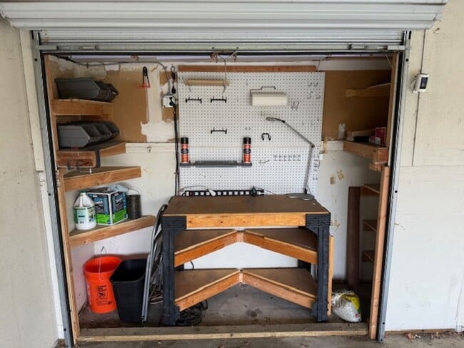 Building Photo - 257 Watson Dr