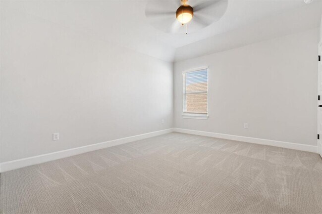 Building Photo - 17013 Adoro Dr