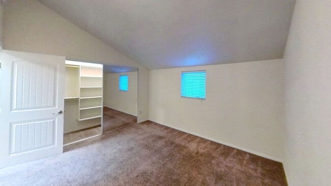 Building Photo - 3 Bedroom, 3 Bathroom Live Oak Canyon Home...