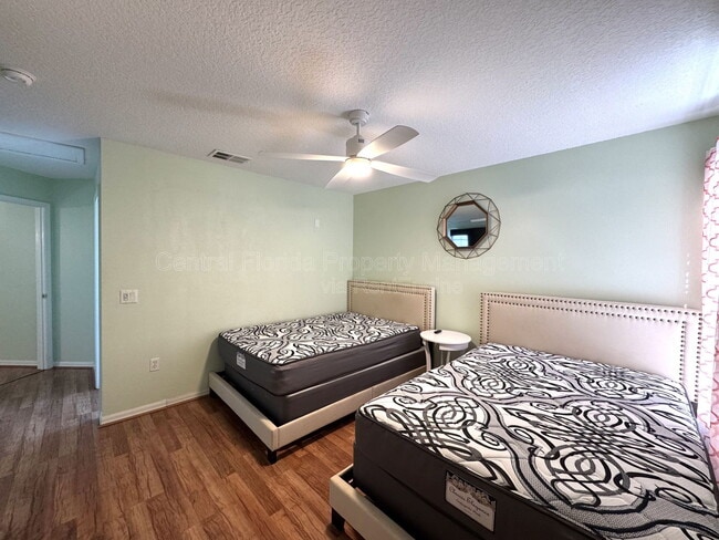 Building Photo - 7962 Golden Pond Ct