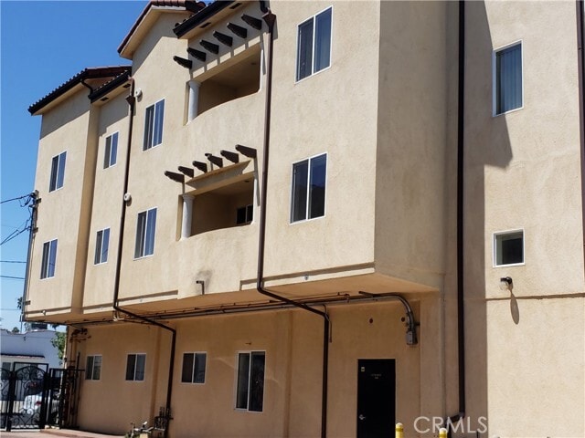 Building Photo - 14537 Archwood St