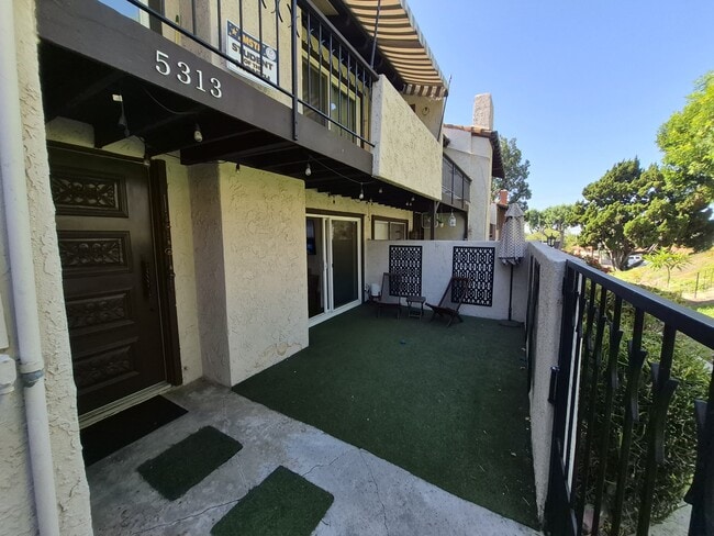 Building Photo - 5313 Sevilla Ct