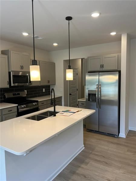 Building Photo - 83 Professional Pl