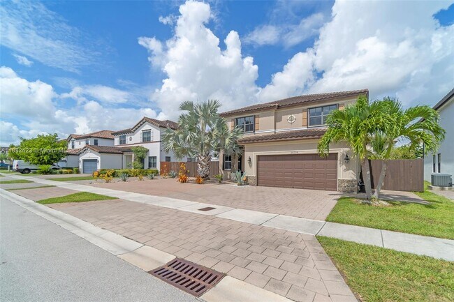 Building Photo - 25224 SW 118th Ave