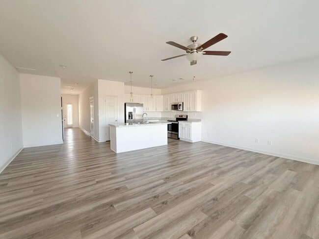 Building Photo - 331 Platt Dr