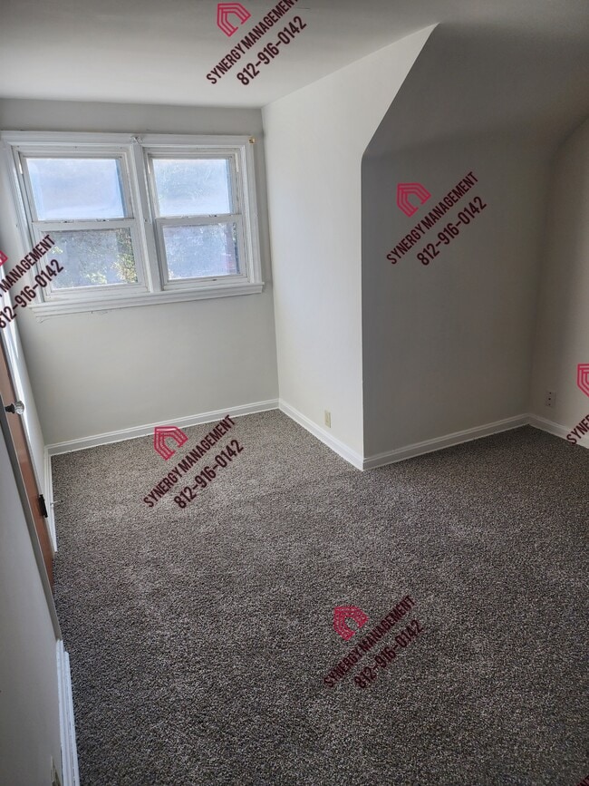 Building Photo - 1054 Madison Ave