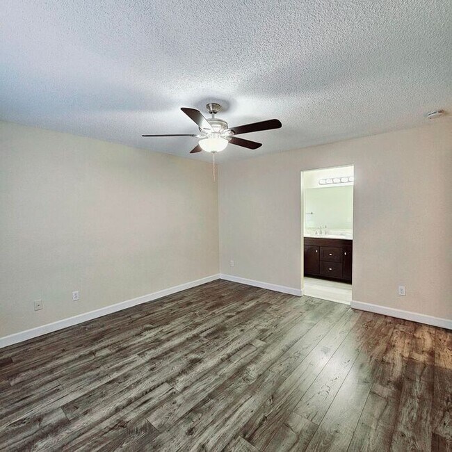 Building Photo - 4-Bedroom Home in Briargate Neighborhood!