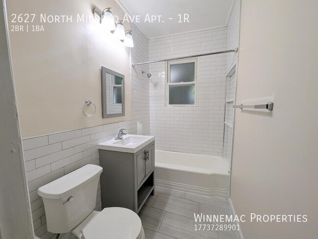 Building Photo - 2627 N Mildred Ave