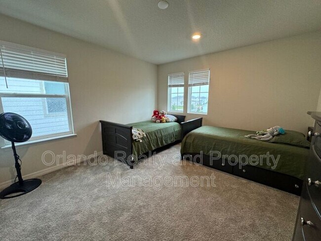 Building Photo - 5625 Cedar Chase Dr