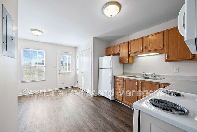 Building Photo - 3312 Royster Ln