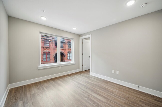 Building Photo - 1511 N 17th St