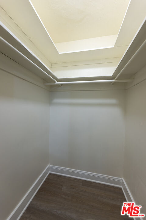 Building Photo - 4360 Kraft Ave