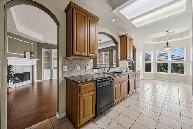 Building Photo - 6642 Redberry Glen Ln