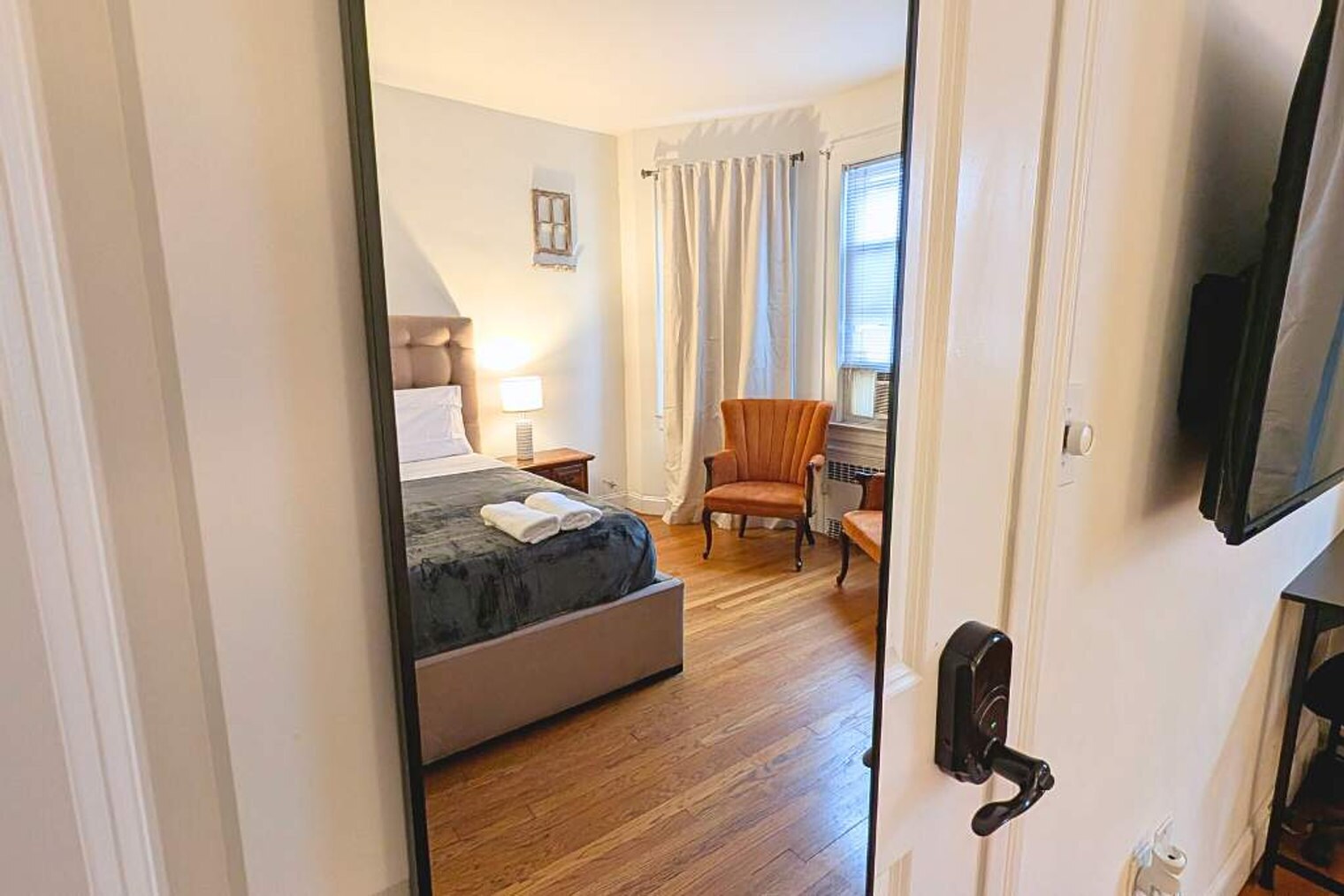 Building Photo - 108 Gotthart St