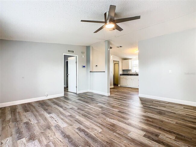Building Photo - 318 San Pablo Cir