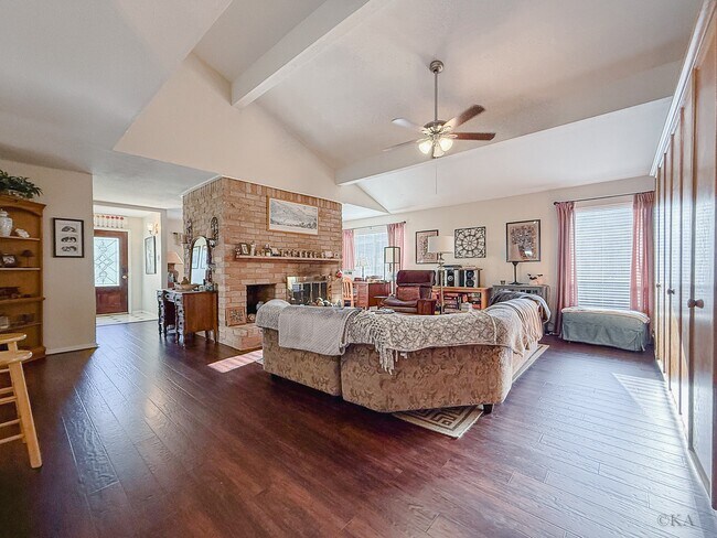 Building Photo - 3306 Hunterwood Dr