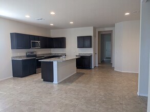 Building Photo - 44124 W Palo Cedro Rd