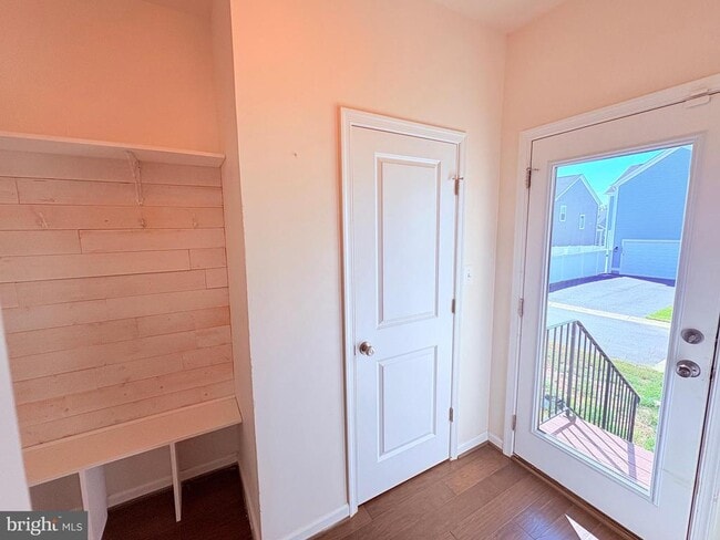Building Photo - 1071 Coastal Ave