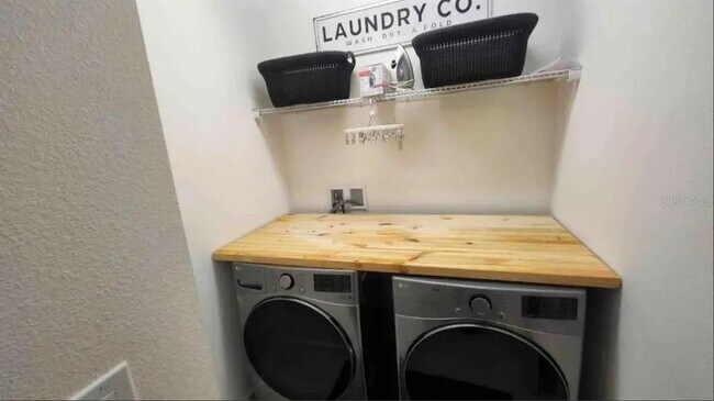 Building Photo - 2676 Calistoga Ave