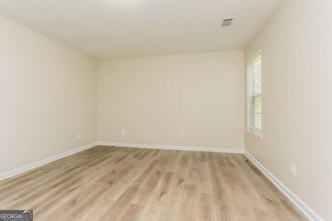 Building Photo - 2376 Carousel Park Dr