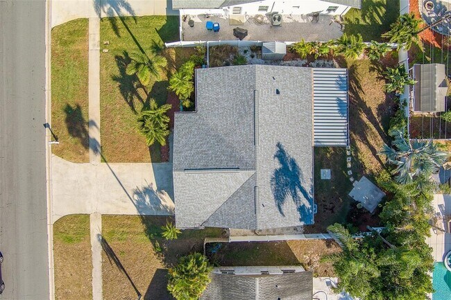 Building Photo - 10451 119th St