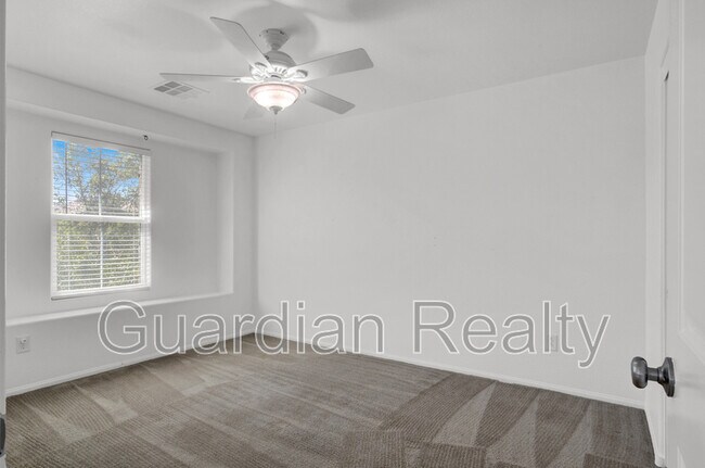 Building Photo - 11070 Neets Bay St