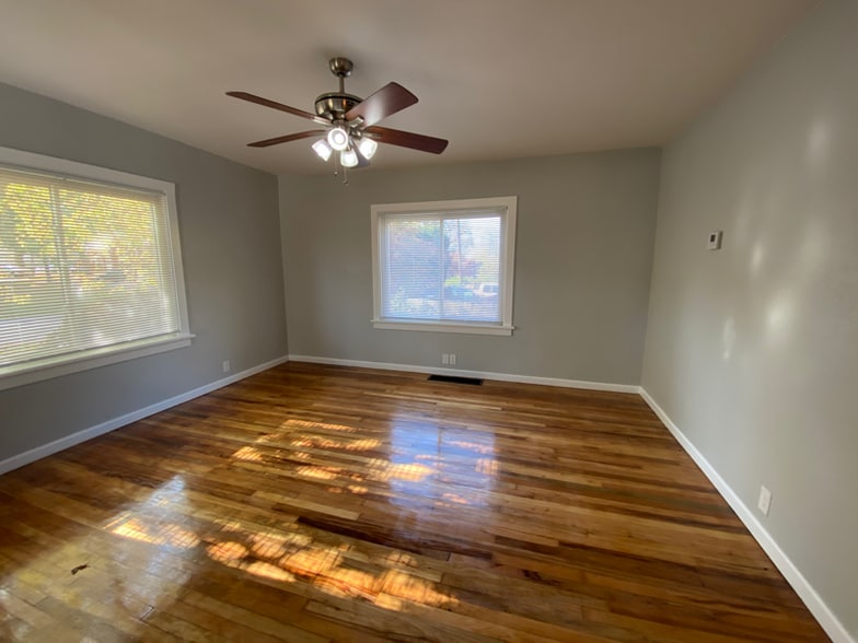 Building Photo - 3020 Forest Dr