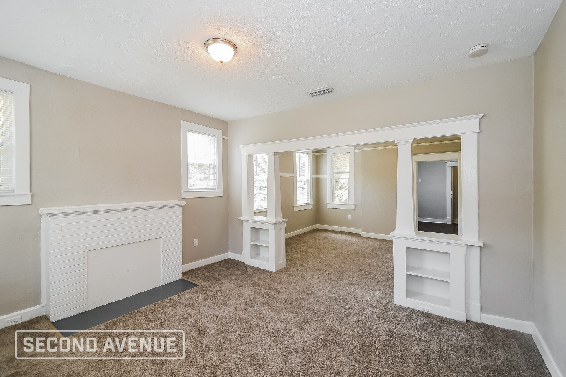 Building Photo - 9043 9th Ave