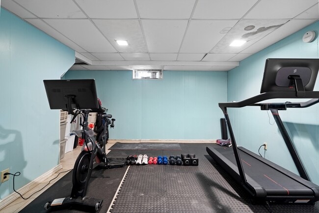 Building Photo - 41 Bishop Dr