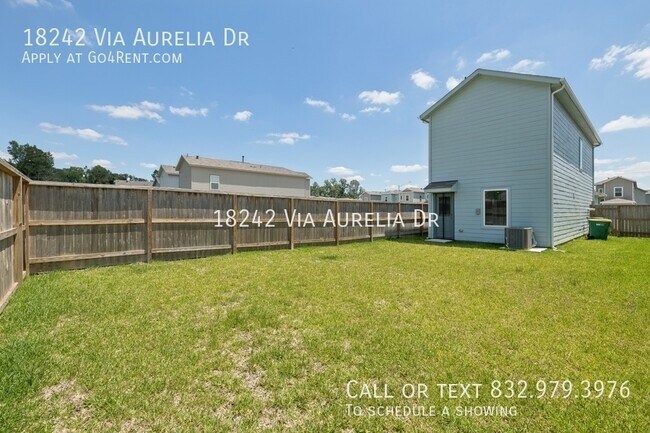 Building Photo - 18242 Via Aurelia Dr